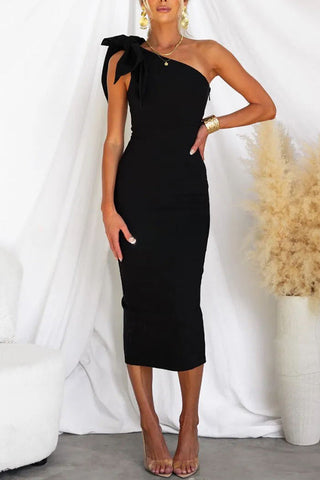 Barbie Day – Stretch-Midikleid mit One-Shoulder-Träger und Schleifendetail 