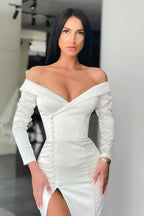 Atemberaubendes weißes Meerjungfrauen-Abendkleid, schulterfrei, mit Schlitz, lange Ärmel