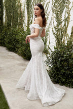Vestido de novia largo formal con hombros descubiertos