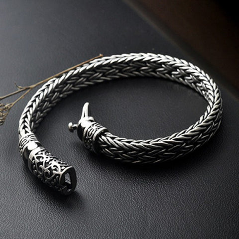 Pulsera trenzada con hebilla de hiedra en plata de ley 