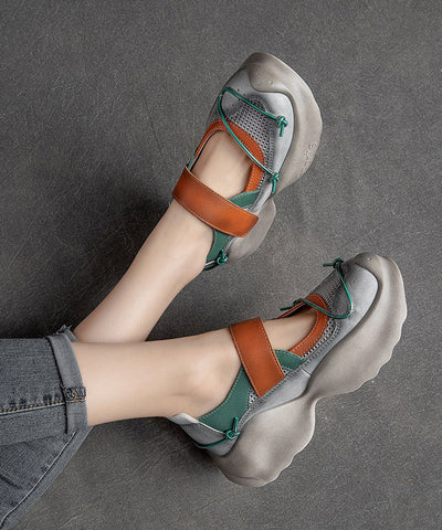 Zapatos casuales de plataforma amarilla de piel de vaca con hebilla y tacón alto de cuña 