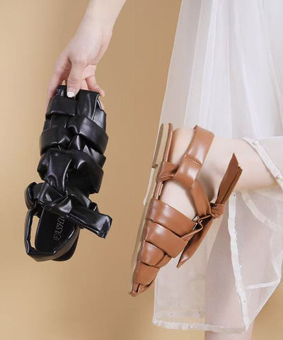 Schicke braune, ausgehöhlte, bequeme Spleiß-Wandersandalen 