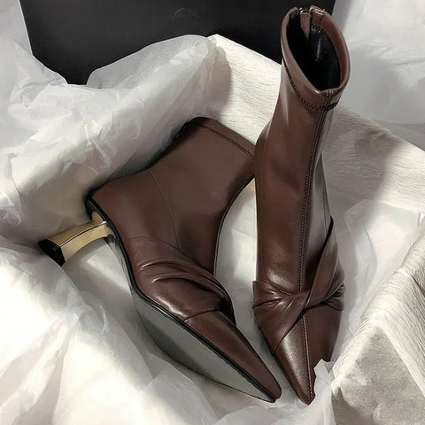 Moderne Stiefel Patent Leder Designer Marke Luxus 2024 Neue Winter Ankel Stiefel Bogen Hochzeit Party Kleid Gladiator Frauen Schuhe 