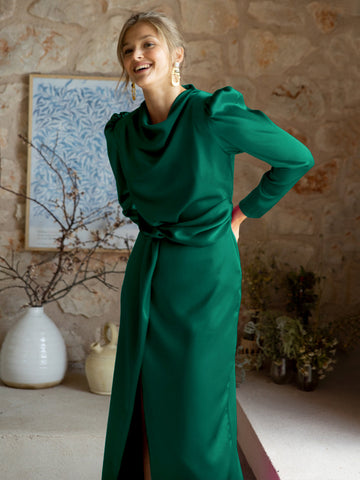 Vestido midi de satén Ximena de manga larga - Esmeralda 