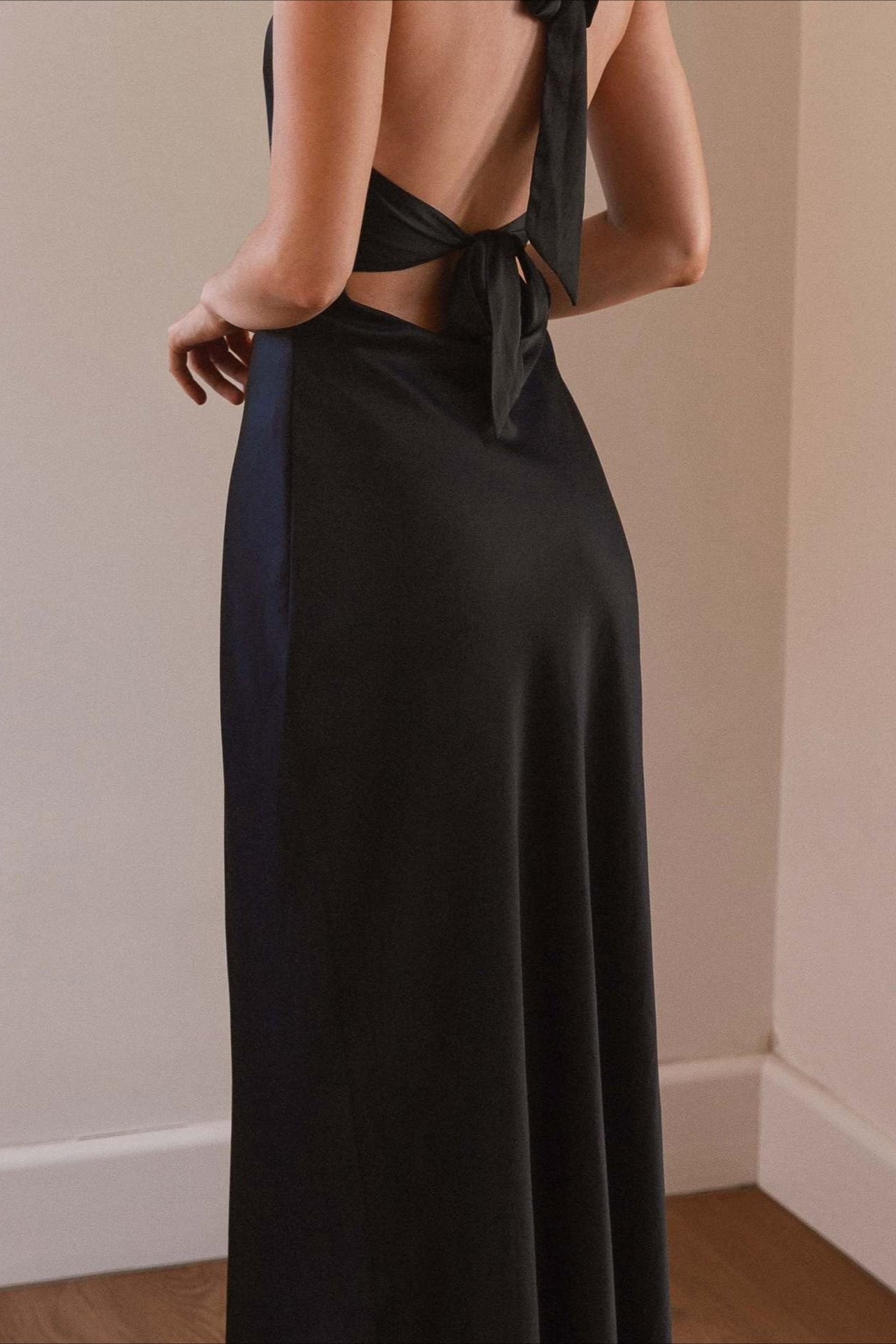 Elegant Solid V Neck Slim Maxi Dress