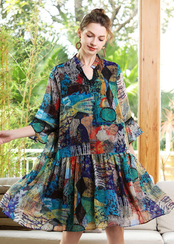 Modernes blaues Chiffon-Partykleid mit V-Ausschnitt und Patchwork-Print und Armbandärmeln 