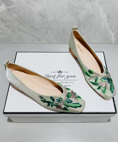 Comfortable Light Green Flat Feet Shoes Splicing Embroidered