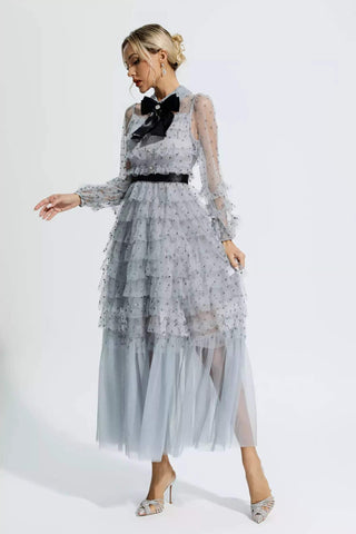 Langärmliges Midikleid mit Rüschenschleife und Hemdkragen 