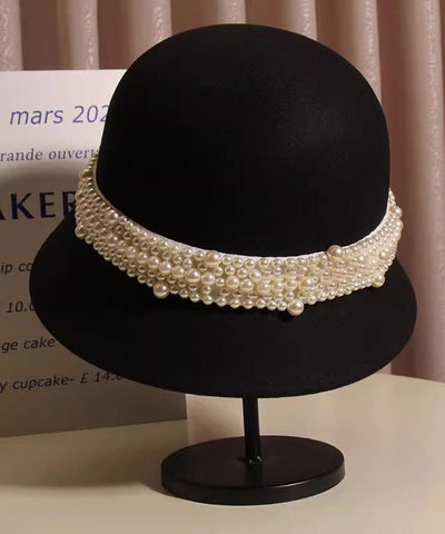 Elegante sombrero de cubo de lana negro hecho a mano con cuentas de clavos 