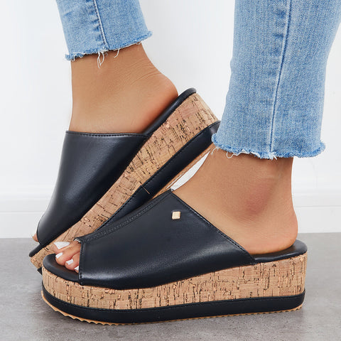 Bequeme Slip-on-Sandalen mit Korkfußbett und Plateau-Keilabsatz 