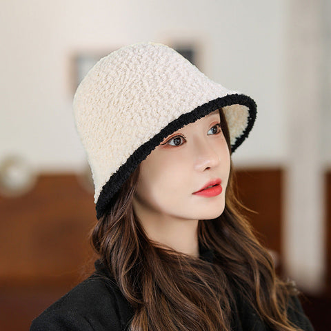 Gorro cálido de punto empalmado artístico de invierno para mujer 