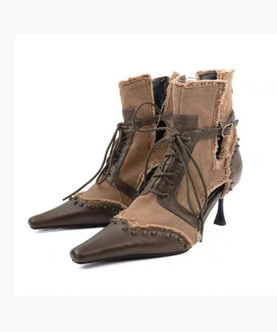 Botas elegantes de piel de vaca marrón oscuro con tacón alto y cordones 