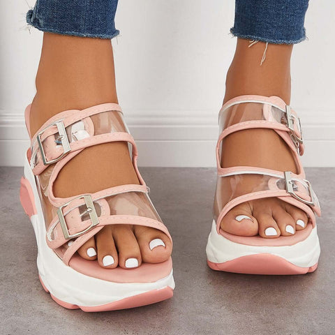 Transparente Slipper mit Keilabsatz und Doppelschnalle 