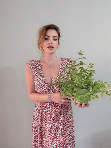 Vestido maxi floral sin mangas con cuello en V y abertura para verano 