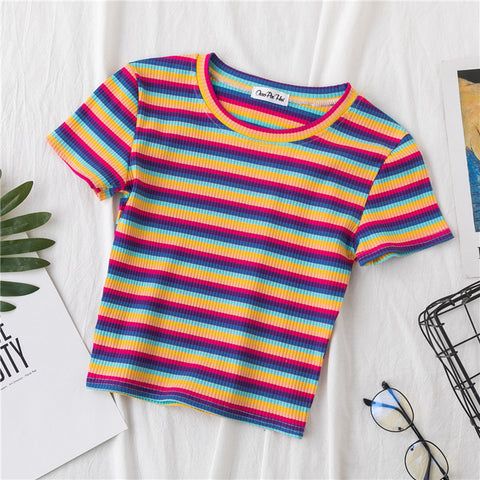 Nueva camiseta para mujer, camisetas de rayas arcoíris, camiseta ajustada, camiseta Harajuku, camiseta coreana de manga corta de verano, ropa femenina, tops 