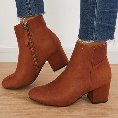 Stiefeletten mit klobigem Blockabsatz und mittelhohem Absatz 