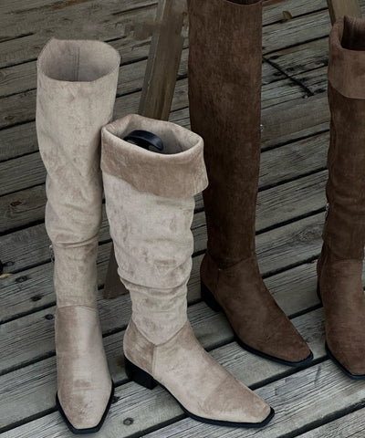 Schicke klobige Stiefel mit Reißverschluss in Beige aus Wildleder 