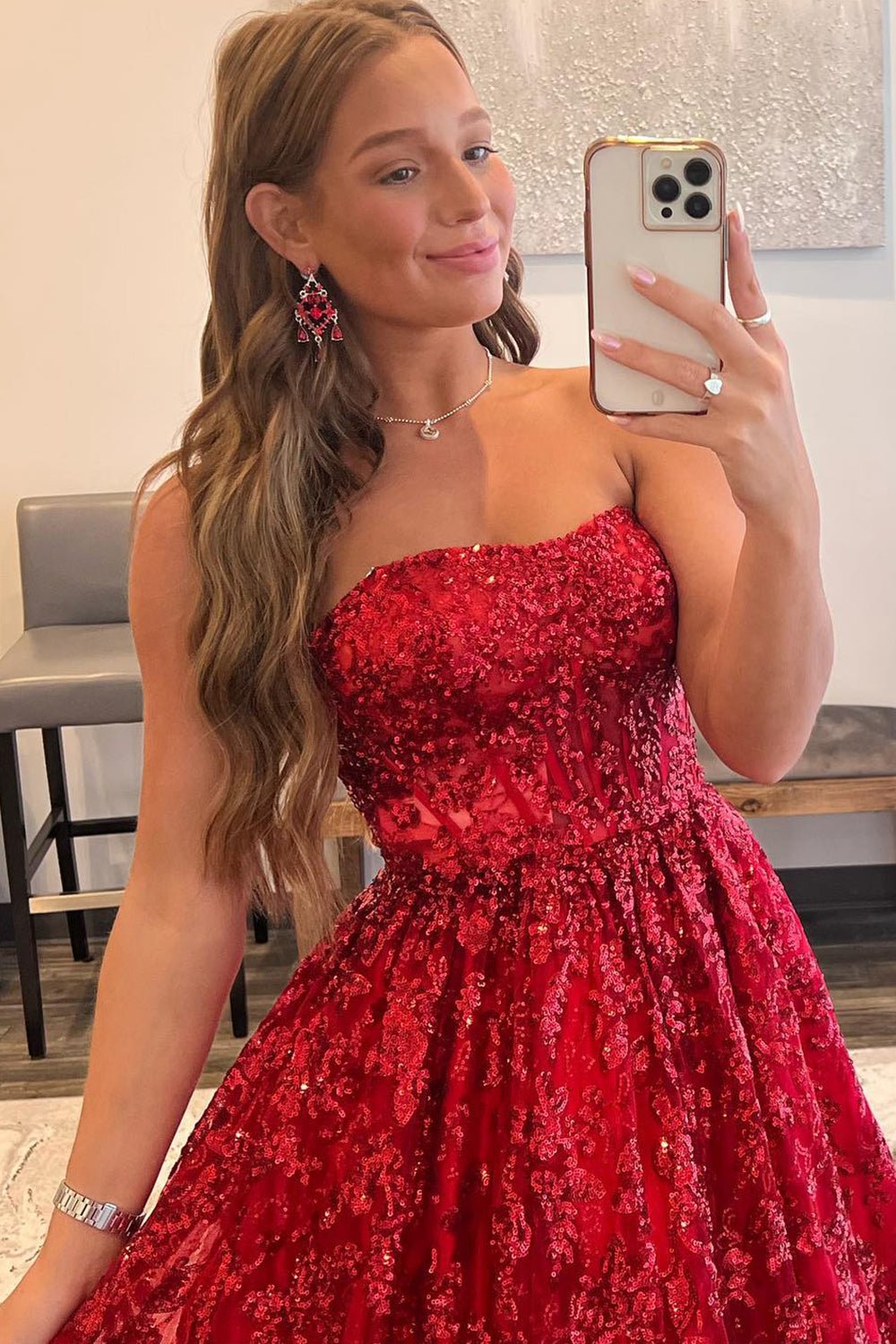 A-Linien-Trägerloses Rotes Langes Ballkleid