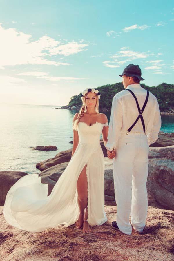 Vestidos de novia de chifón largos de encaje con hombros descubiertos para la playa