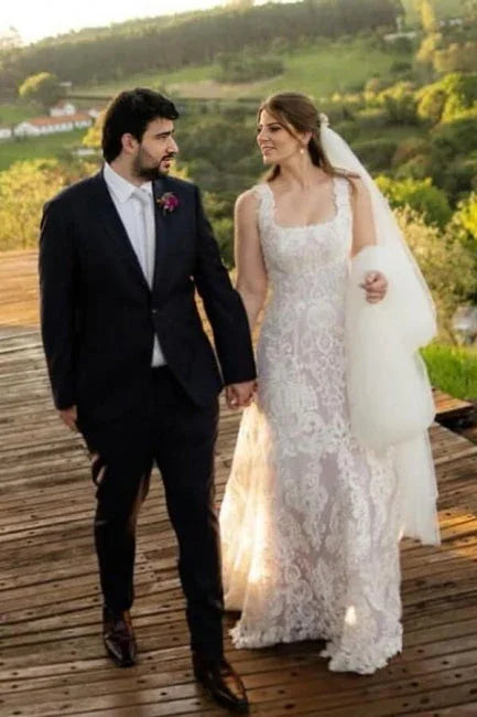 Precioso vestido de novia largo sin mangas con apliques, escote cuadrado y corte en A de encaje