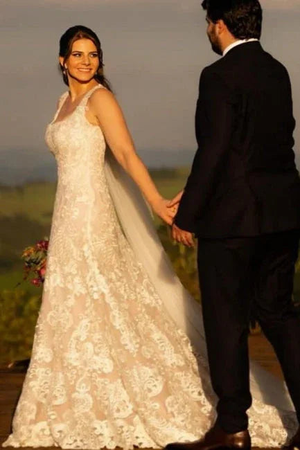 Precioso vestido de novia largo sin mangas con apliques, escote cuadrado y corte en A de encaje