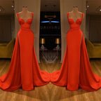 Wunderschönes rotes langes Ballkleid mit herzförmigem Ausschnitt und Schlitz