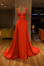 Wunderschönes rotes langes Ballkleid mit herzförmigem Ausschnitt und Schlitz