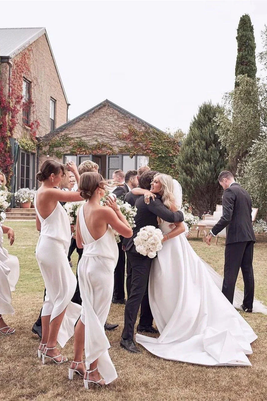 Hermoso vestido de novia sencillo blanco de corte A con abertura lateral