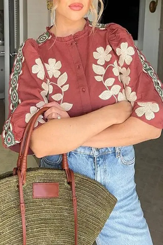 Blusas casuales con cuello redondo y botones con estampado floral 