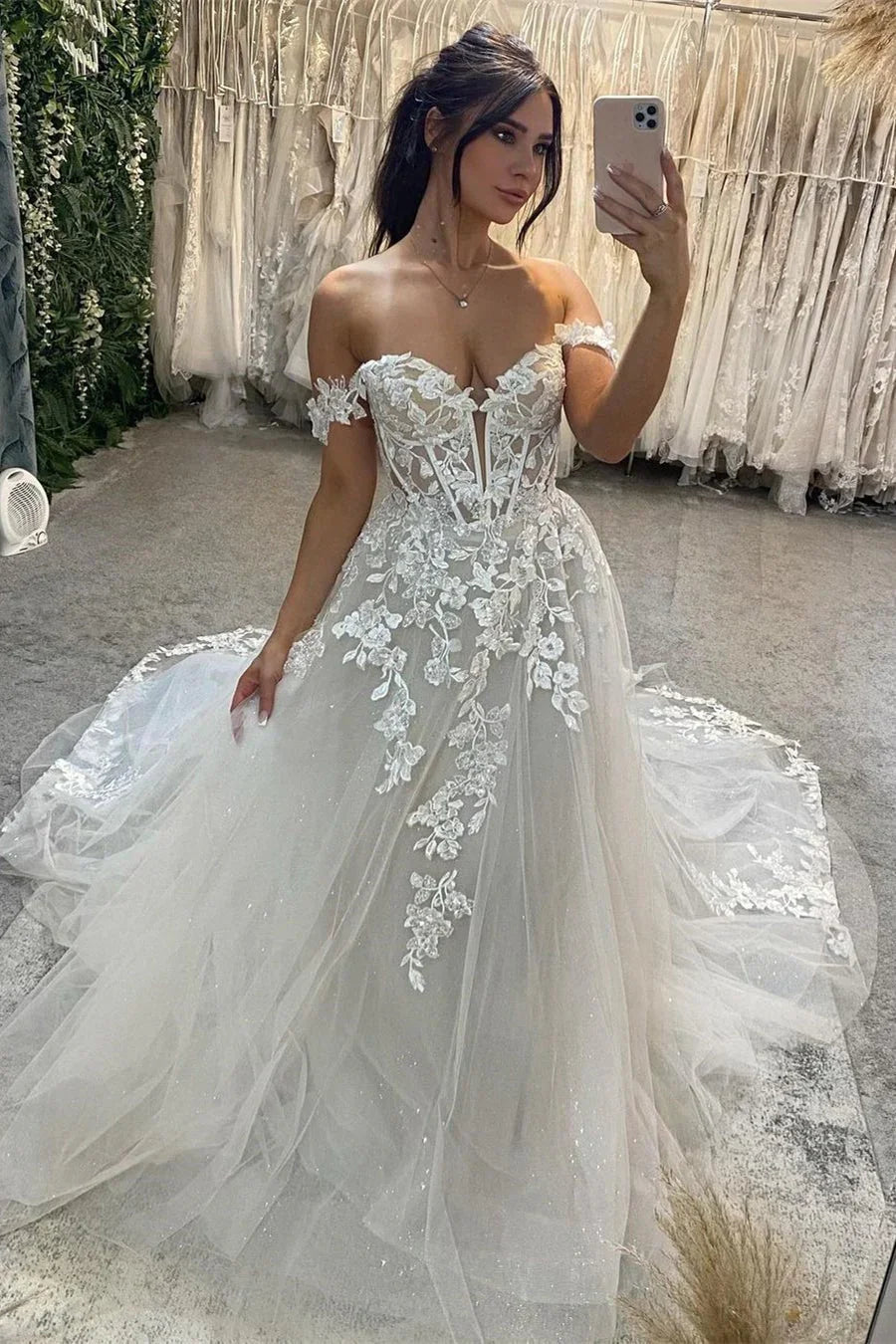 Long A-line Off the Shoulder Tulle Lace Wedding Dresses with Train