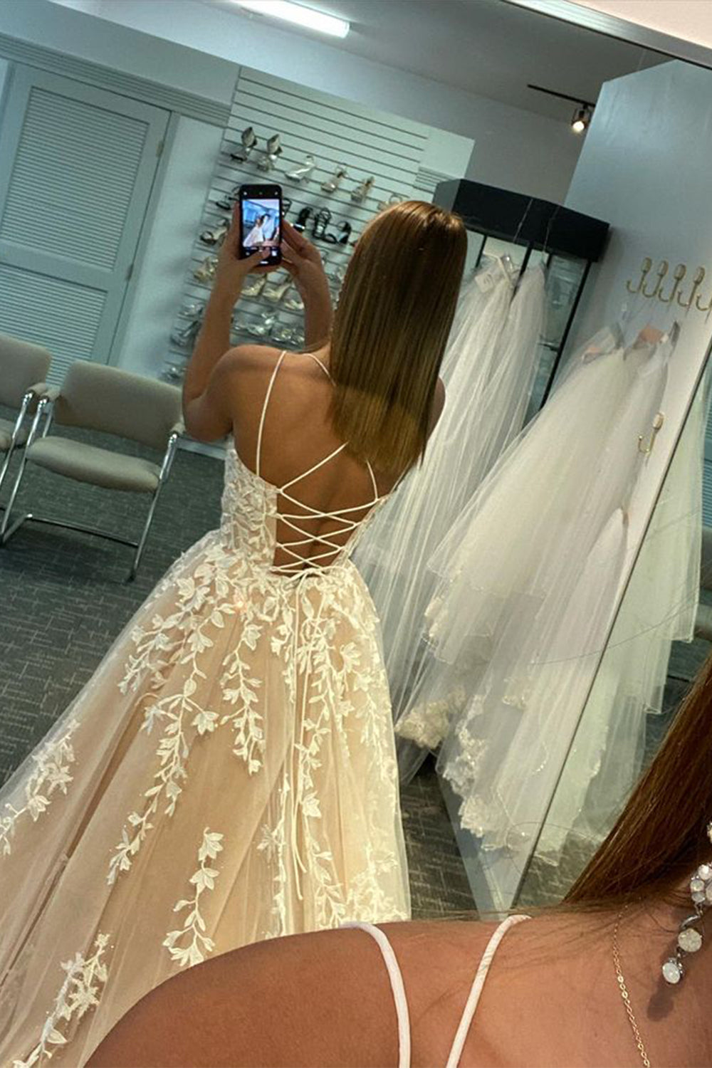 Prinzessinnen-Abendkleid mit Spaghettiträgern