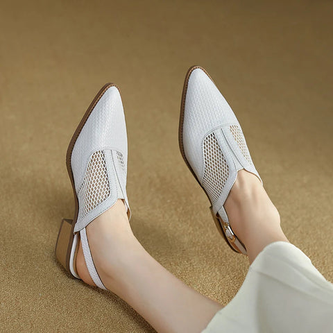 Neue Sommer-Hausschuhe, Sommerschuhe, spitze Zehenpartie, Pantoletten mit klobigen Absätzen, Sandalen für Damen, handgefertigt, zwei Möglichkeiten, Sommersandalen zu tragen 