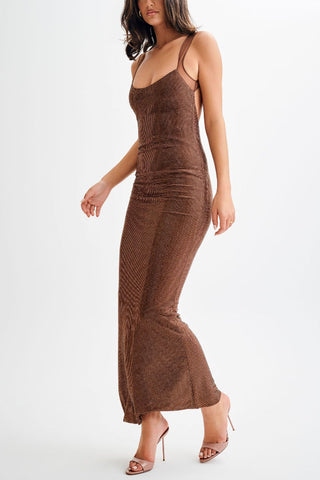 Midnight Fantasy – Stretch-Maxikleid mit Pailletten und Netzstoff-Schultergurten und offenem Rücken 