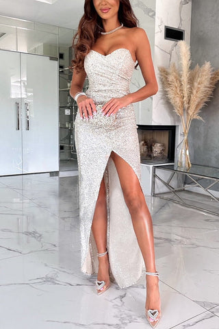 Star of The Night – Schulterfreies Maxikleid mit Pailletten, Rüschen und Schlitz 