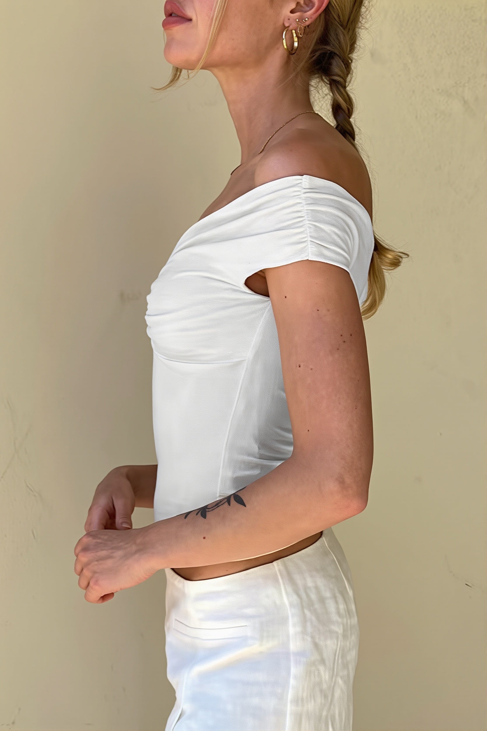 Off Shoulder Ruched Sexy T-shirt