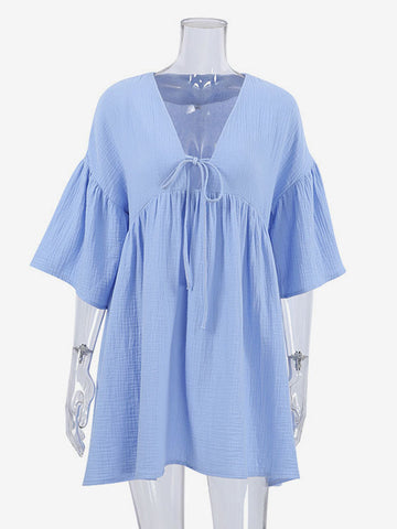 Vestido bohemio con escote en V, mangas con volantes y cinturón para playa de verano 