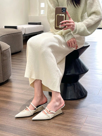 Halb Hausschuhe Frauen 2024 Sommer Neue Oberbekleidung Mode Einfarbig spitzen ende Zehe Starke Ferse hochhackigen frauen schuhe 