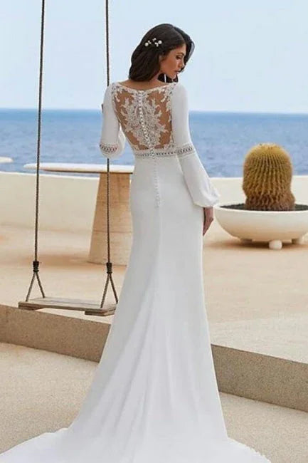 Bezaubernde, säulenförmige Satin-Hochzeitskleider mit langen Ärmeln und Applikationen