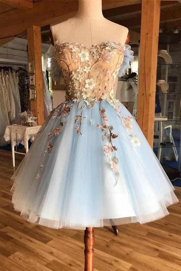 Charming Light Sweetheart Homecoming Dress with Appliques