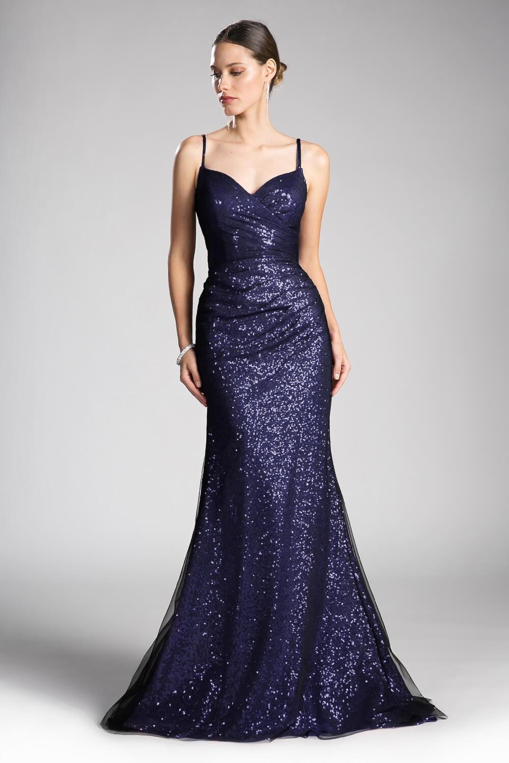 Langes Pailletten-Abendkleid in Übergröße