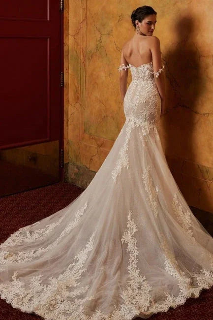 Elegante schulterfreie, ärmellose Meerjungfrauen-Hochzeitskleider aus Spitze mit Applikationen 