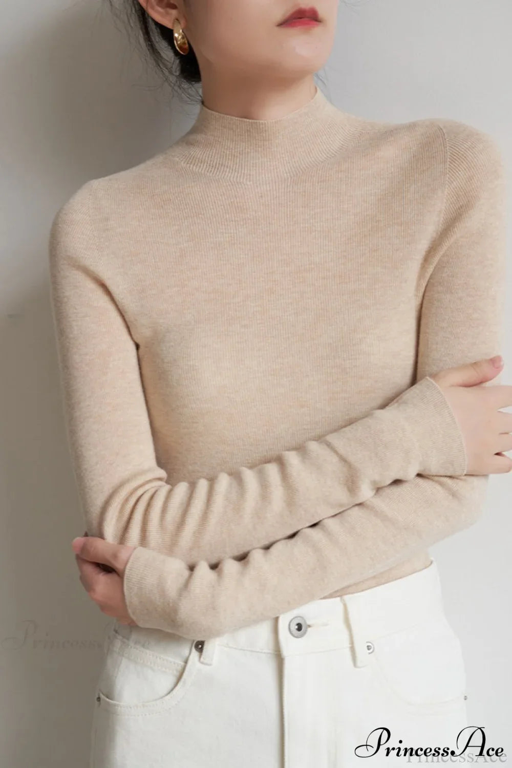 CorpCore Seamless Mock Neck Wool Knit Top