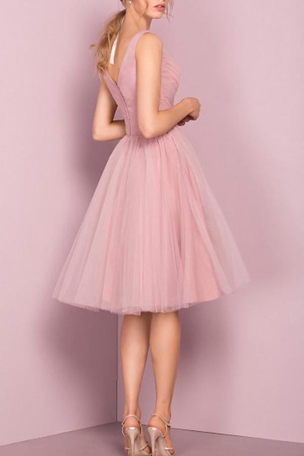 Cute  V Neck Knee Length Homecoming Dress Short Prom Dresses