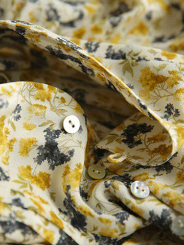 Vestido retro floral con mangas abullonadas 