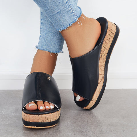 Bequeme Slip-on-Sandalen mit Korkfußbett und Plateau-Keilabsatz 