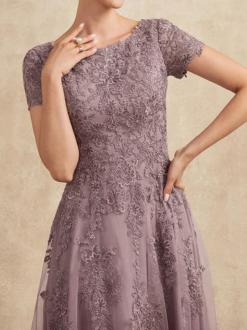 Vestido de madre de la novia de tul con encaje y corte en A, largo hasta la rodilla