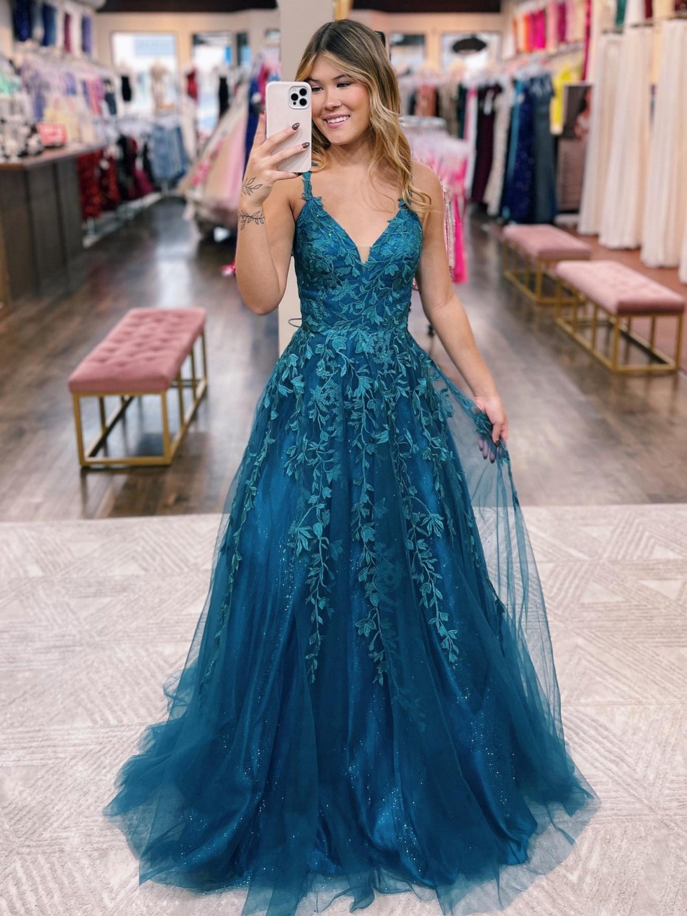 Vestido de fiesta de tul con encaje y purpurina azul tinta de corte A