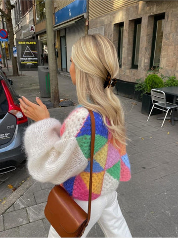 Verträumte Lagen-Strickjacke in Übergröße 