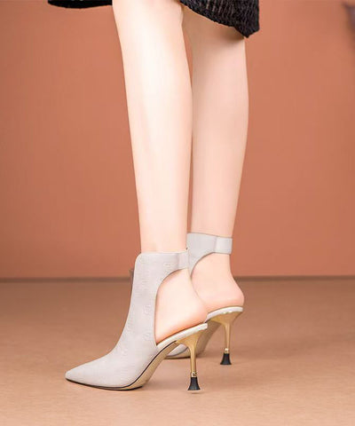 Boutique Schwarze Stiletto-Stiefel mit ausgehöhltem Absatz und coolem High Heel 
