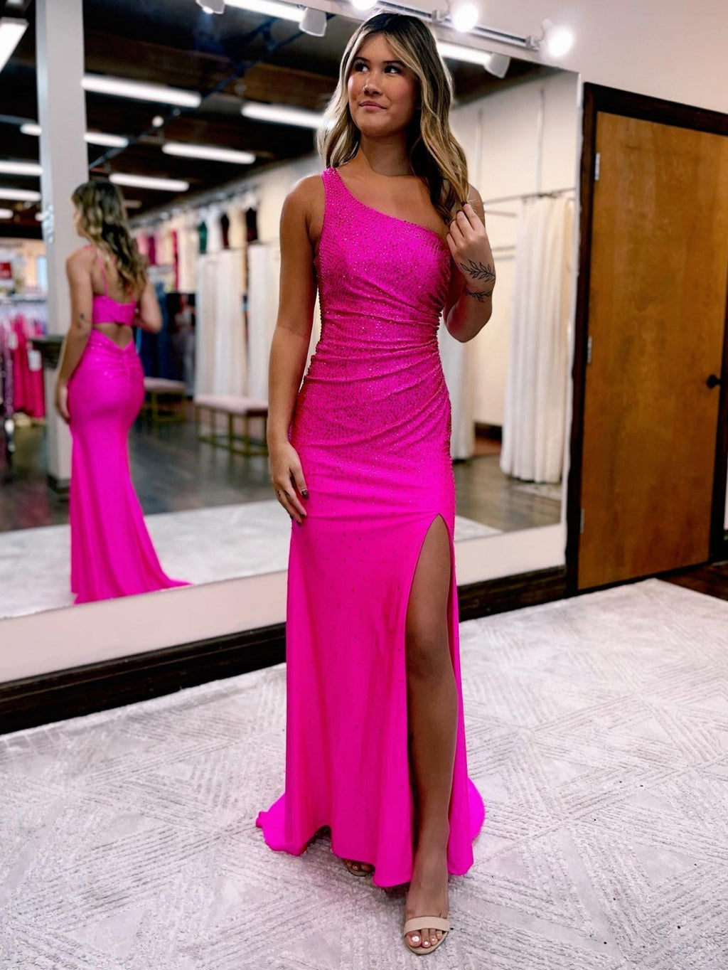 Meerjungfrauen-Abendkleid aus Jersey mit One-Shoulder-Schulter, Perlenbesatz und Schlitz